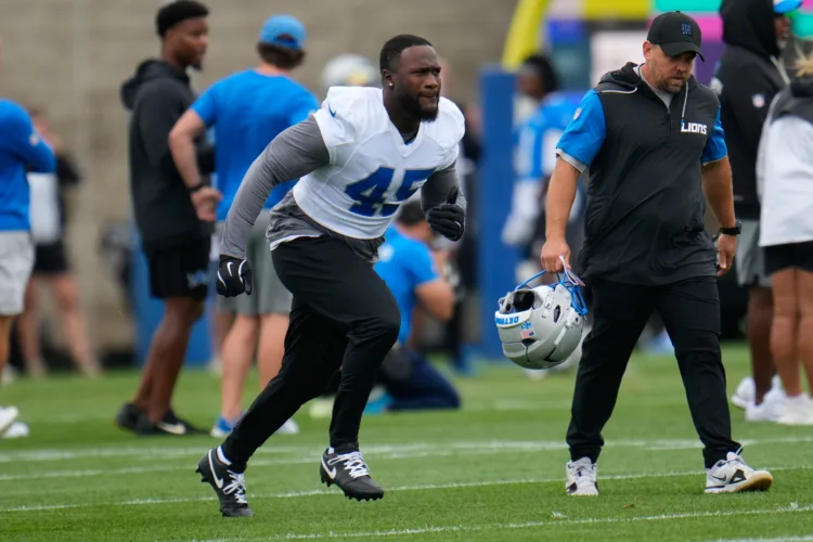 Devin White pushing for starting role with Lions after record-setting season with Raiders